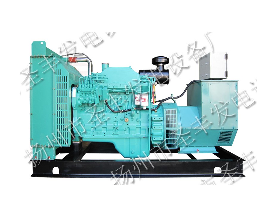 東風(fēng)康明斯150KW柴油發(fā)電機(jī)組圖片6CTA8.3-G2 (4)